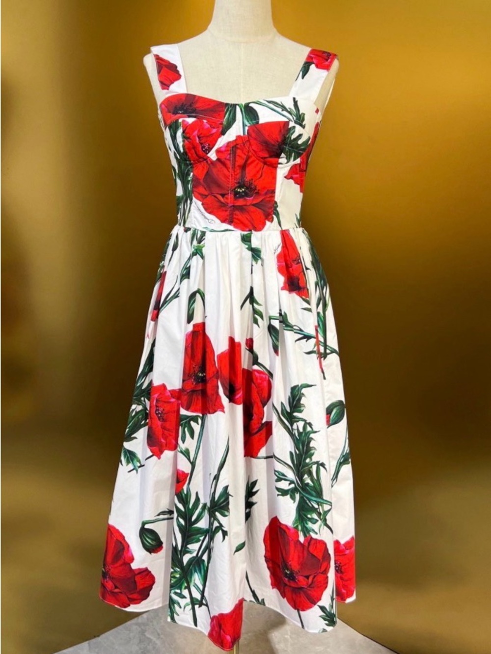 Red Poppy Print White Dress Size XL